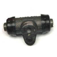 Cylinderek hamulcowy przód 1302/03  / tył Typ3