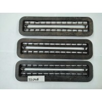 UZ Kratka wentylacji w drzwiach Bus 08/67-07/79 (t2046)