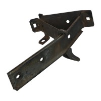 Uchwyt zderzaka tył prawy Typ3 08/69- (używany)